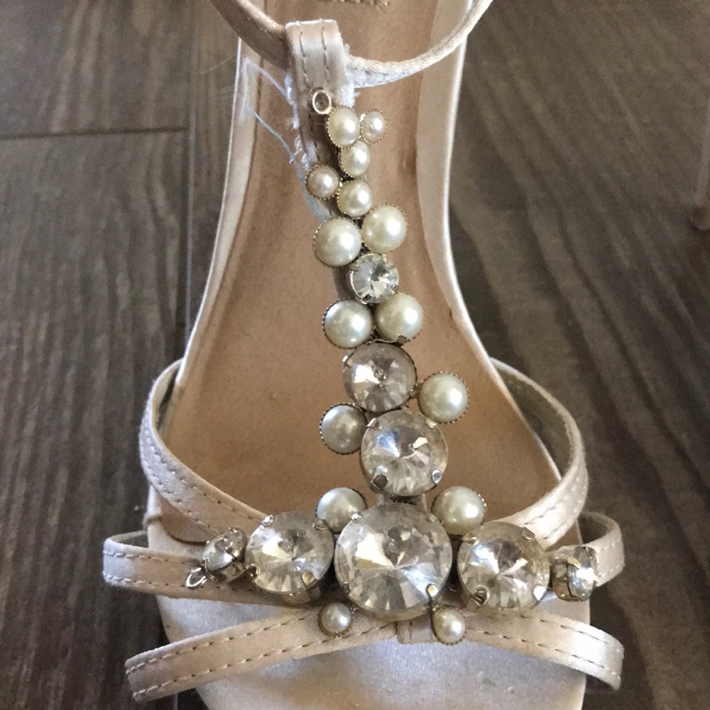 Heels - Picture 5 of 7